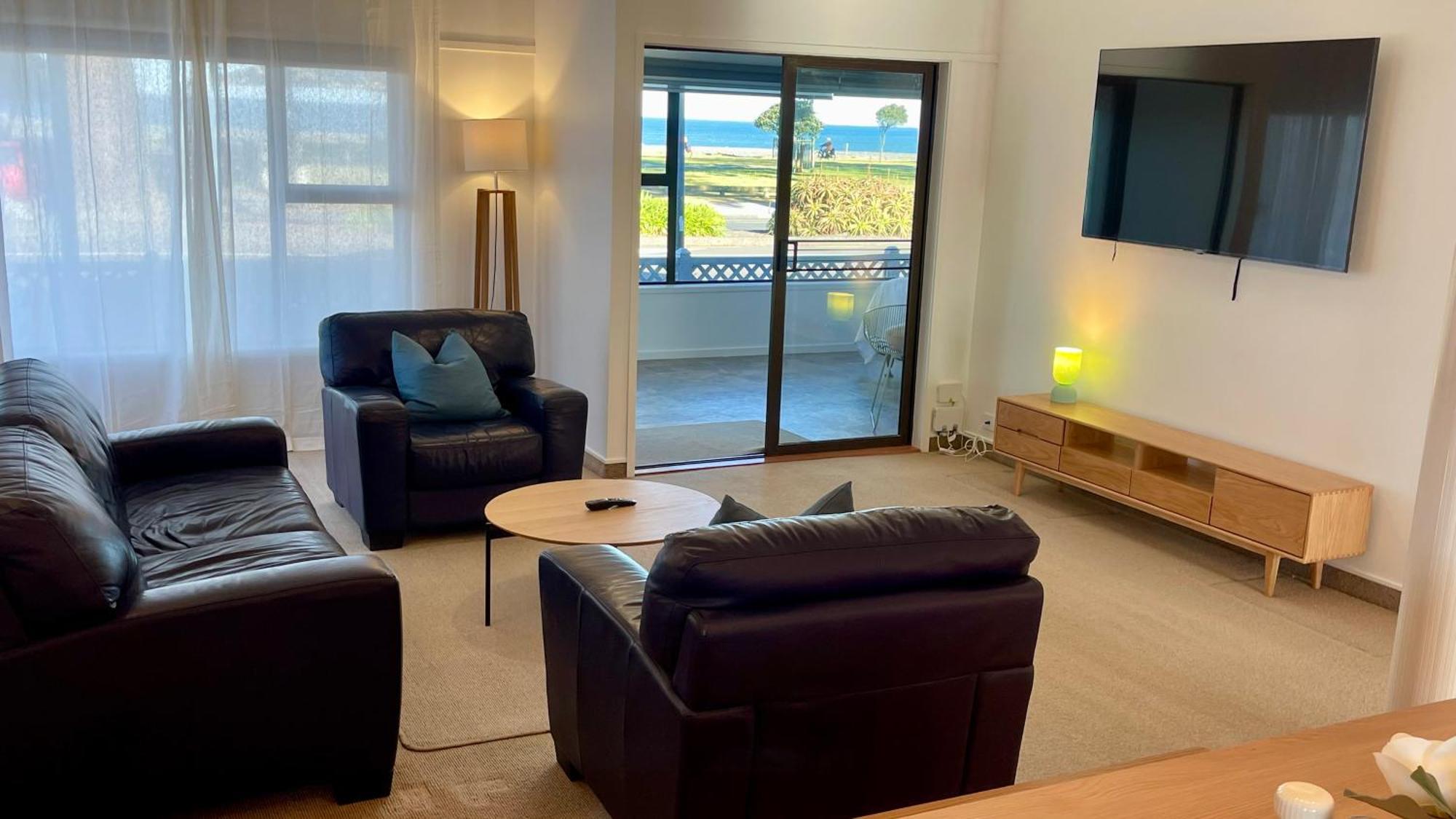 The Nautilus Ξενοδοχείο Napier Εξωτερικό φωτογραφία Living room at the Bayview Hotel, 2019