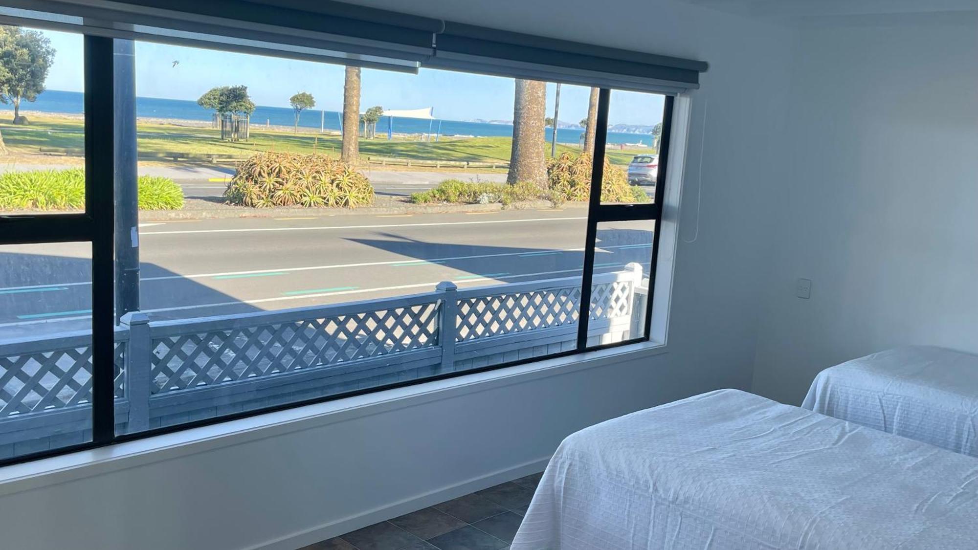 The Nautilus Ξενοδοχείο Napier Εξωτερικό φωτογραφία View from a room at the hotel