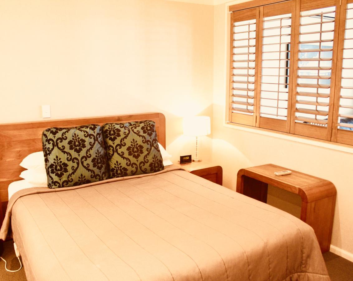 The Nautilus Ξενοδοχείο Napier Εξωτερικό φωτογραφία A bedroom at the hotel