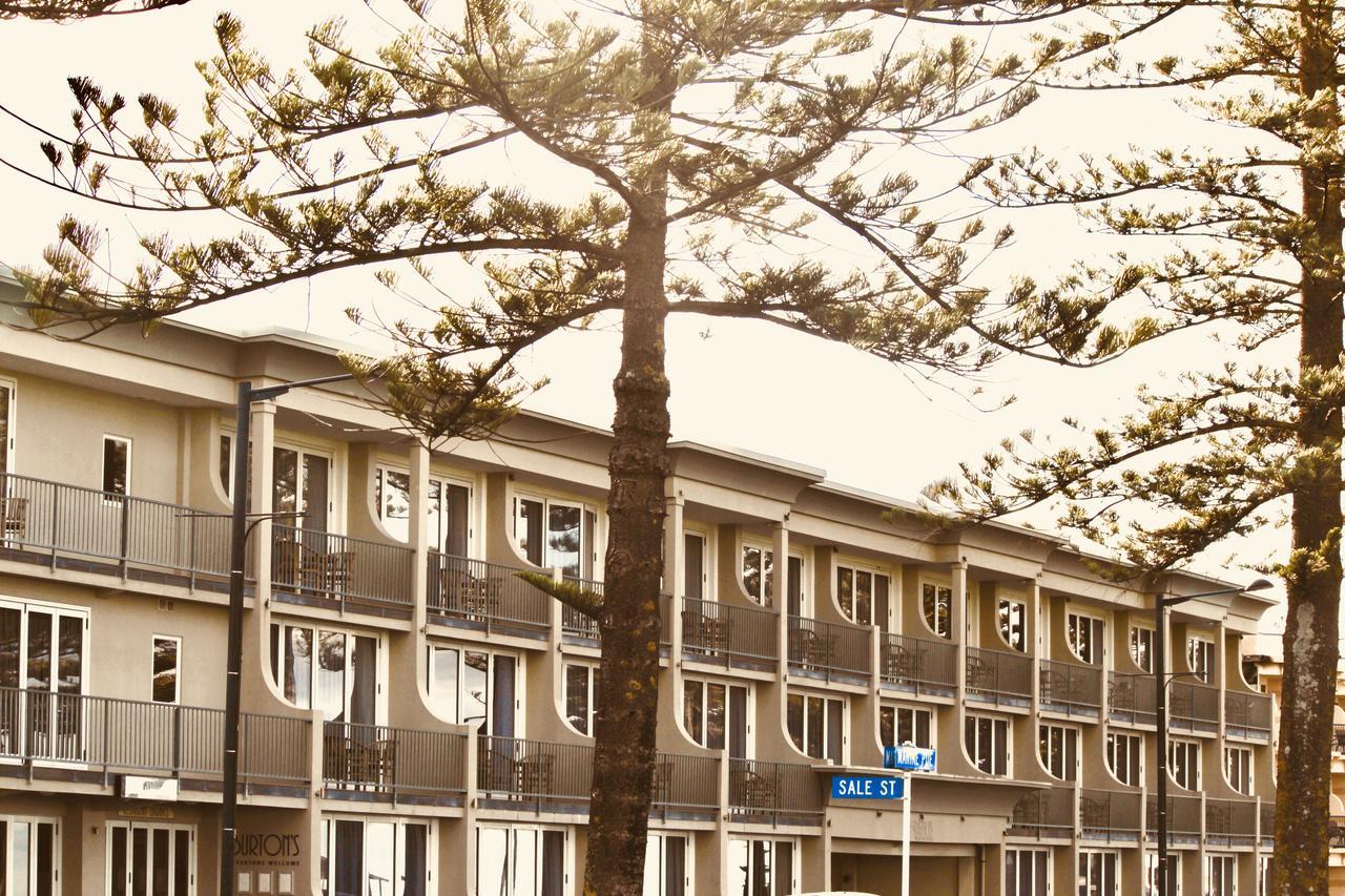 The Nautilus Ξενοδοχείο Napier Εξωτερικό φωτογραφία The 1960s apartment block at the northern end of the street