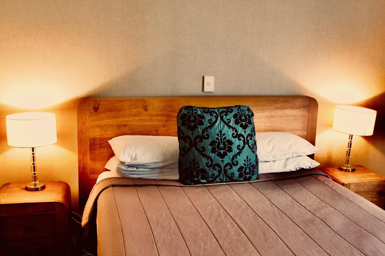 The Nautilus Ξενοδοχείο Napier Εξωτερικό φωτογραφία A bedroom at the hotel